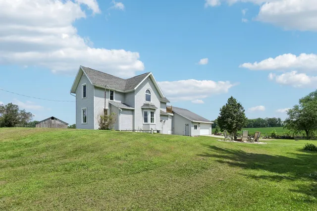 $499,900 | N3820 Fairwood Road, Reeseville, WI 53579