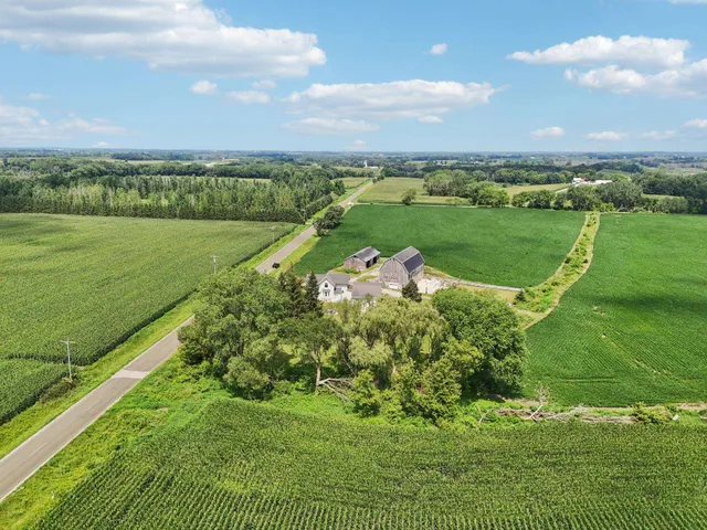 $499,900 | N3820 Fairwood Road, Reeseville, WI 53579