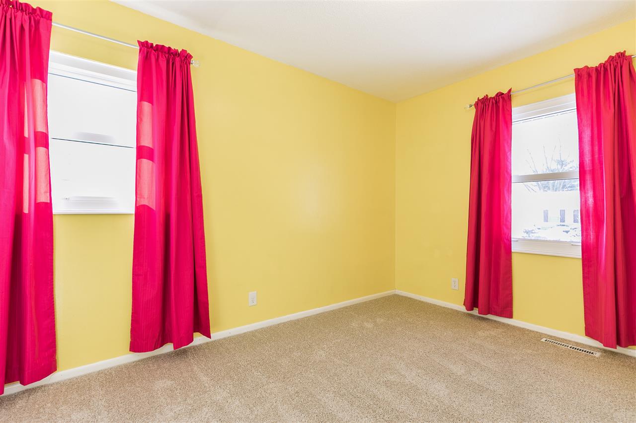 3215 Bramble Road Southwest Cedar Rapids, IA 52404 - Photo 15 of 24 Gallery Image 15