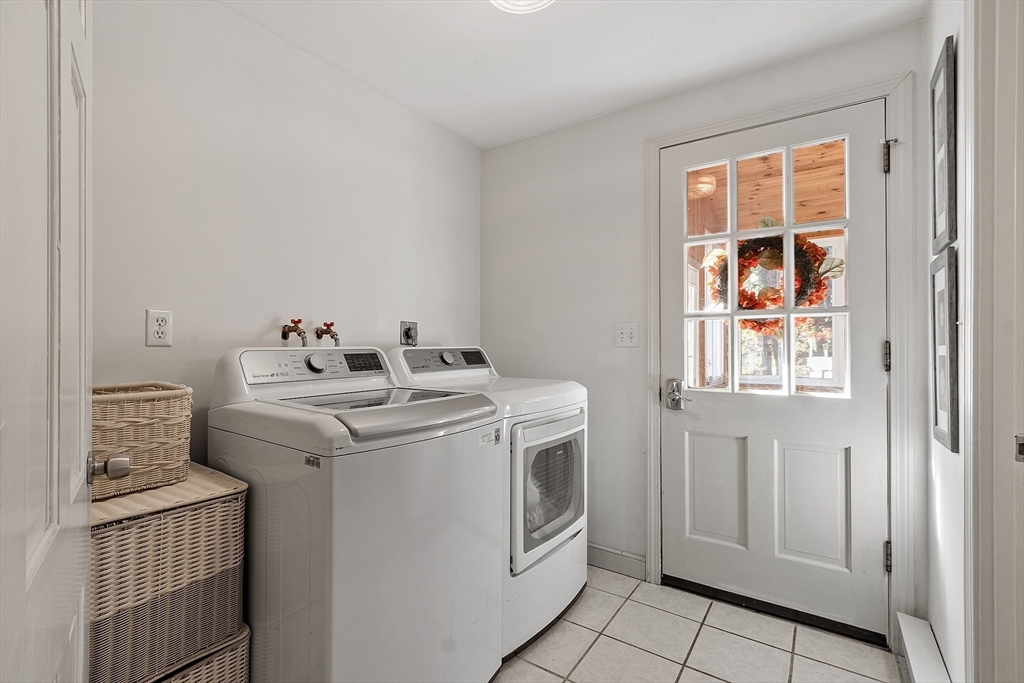 23 Bailey Road Berlin, MA 01503 - Photo 14 of 40 Gallery Image 14