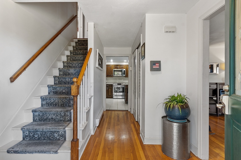 23 Bailey Road Berlin, MA 01503 - Photo 3 of 40 Gallery Image 3