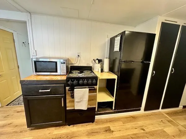 $210,000 | 70980 Highway 61, Lake City, MN 55041
