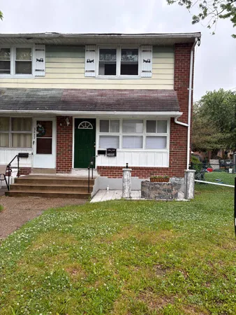 $245,000 | 3419 Carter Lane, Chester, PA 19013