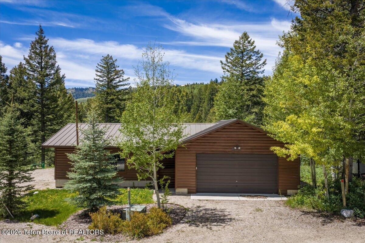 5450 Dry Henderson Road Victor, ID 83455 - Photo 38 of 40 Detached Garage