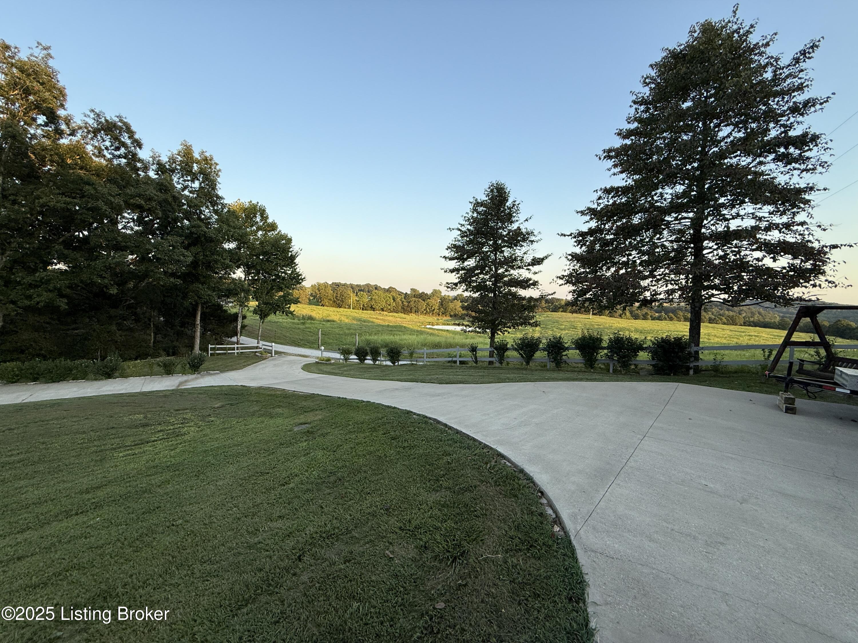 138 Sandlin Road Leitchfield, KY 42754 - Photo 6 of 40 IMG_2759