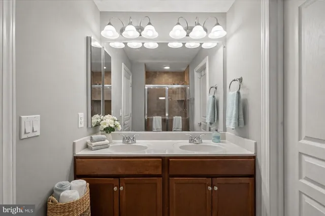 $785,000 | 6223 Summit Point Court, Alexandria, VA 22310