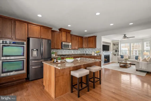 $785,000 | 6223 Summit Point Court, Alexandria, VA 22310