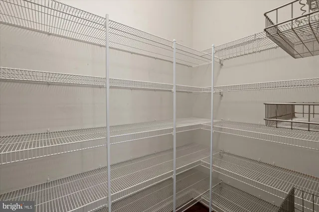 $785,000 | 6223 Summit Point Court, Alexandria, VA 22310