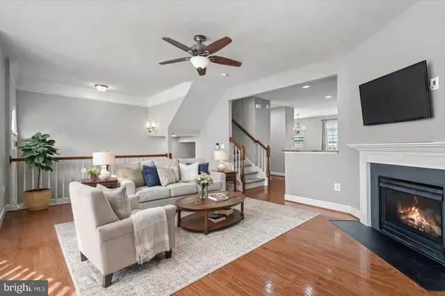 $785,000 | 6223 Summit Point Court, Alexandria, VA 22310