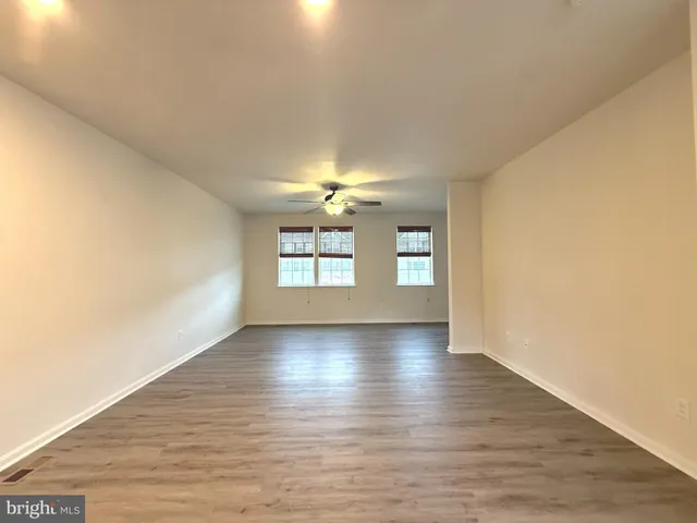 $2,100 | 189 Magellan Drive, Martinsburg, WV 25404