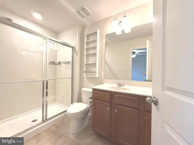 $2,075 | 189 Magellan Drive, Martinsburg, WV 25404