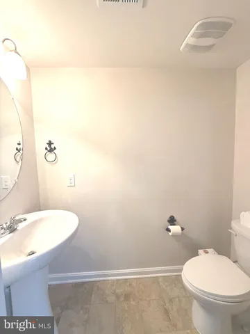 $2,050 | 189 Magellan Drive, Martinsburg, WV 25404