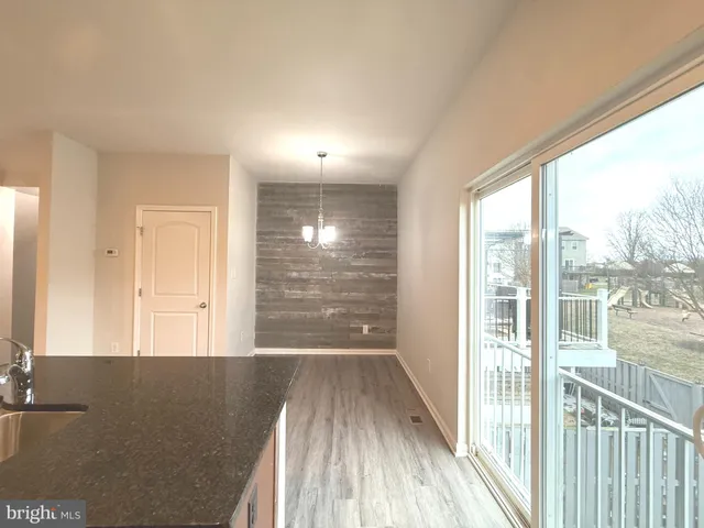 $2,075 | 189 Magellan Drive, Martinsburg, WV 25404