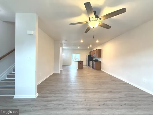 $2,075 | 189 Magellan Drive, Martinsburg, WV 25404