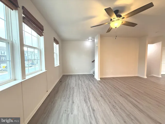 $2,075 | 189 Magellan Drive, Martinsburg, WV 25404