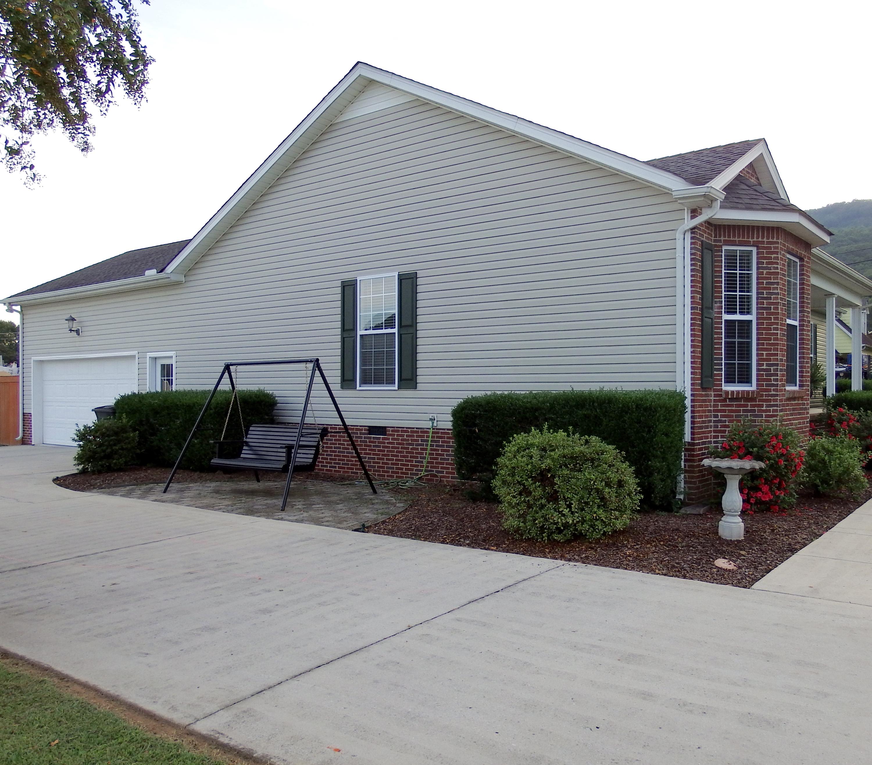 215 Marshall Hall Road, Unit 1 Jasper, TN 37347 - Photo 4 of 43 DSCF2919