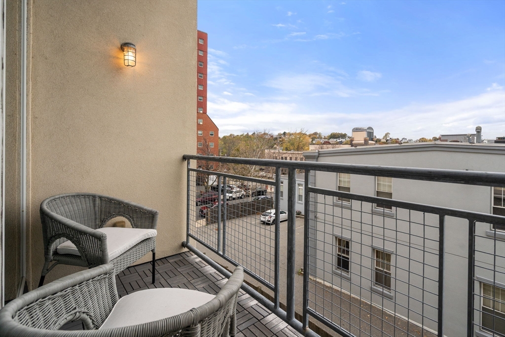 950 Broadway, Unit 14 Chelsea, MA 02150 - Photo 18 of 28