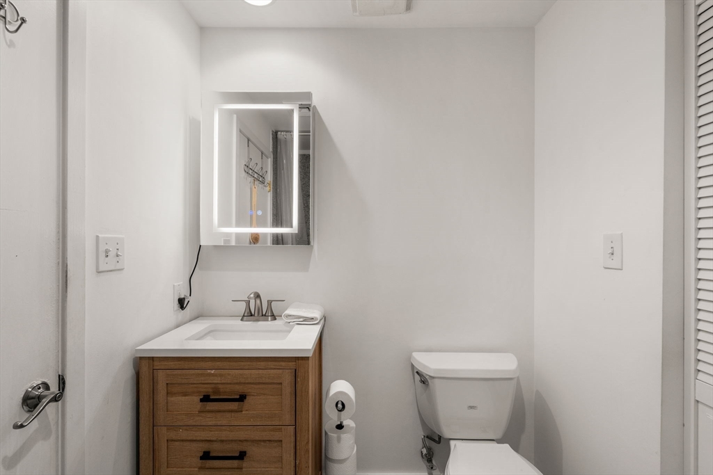 950 Broadway, Unit 14 Chelsea, MA 02150 - Photo 20 of 28