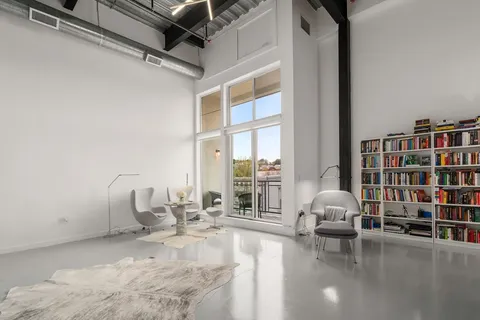 $469,000 | 950 Broadway, Unit 14, Chelsea, MA 02150