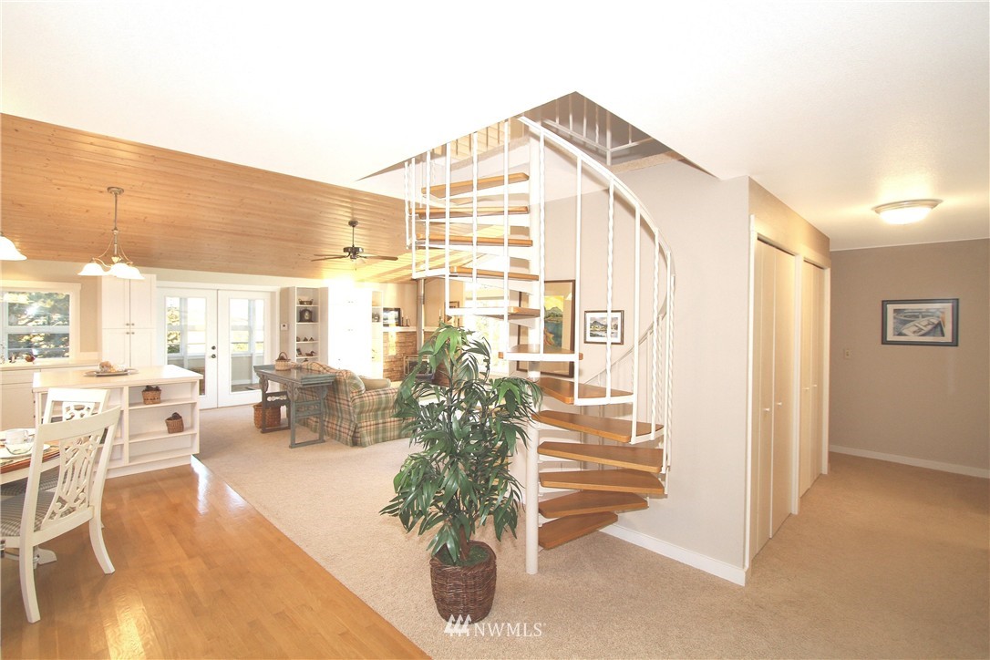 11510 Scott Road Bow, WA 98232 - Photo 2 of 22 Gallery Image 2