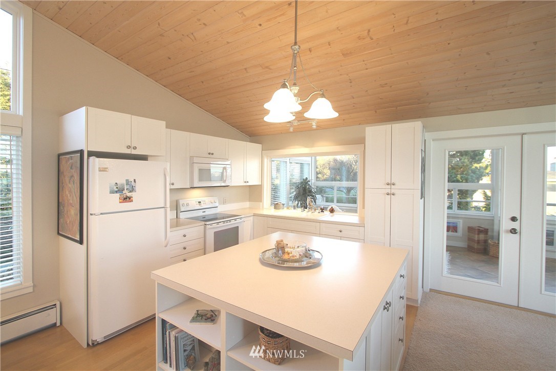11510 Scott Road Bow, WA 98232 - Photo 5 of 22 Gallery Image 5