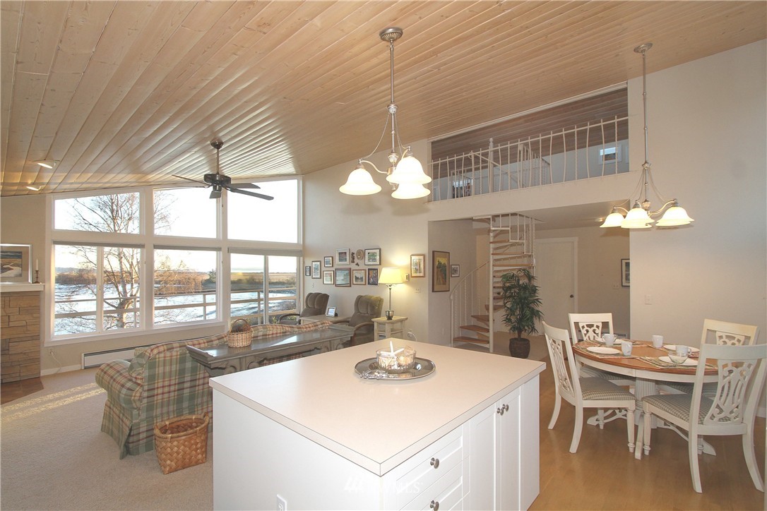 11510 Scott Road Bow, WA 98232 - Photo 6 of 22 Gallery Image 6