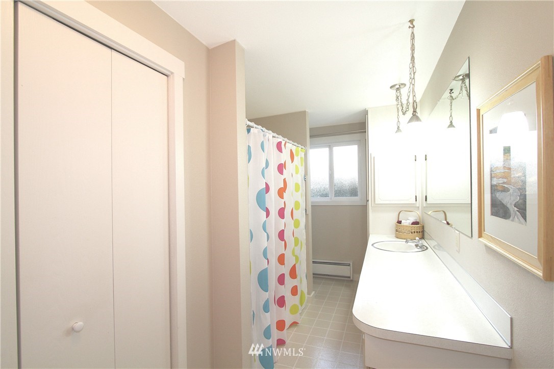 11510 Scott Road Bow, WA 98232 - Photo 10 of 22 Gallery Image 10
