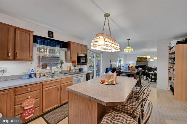 $550,000 | 1027 Keystone Drive, Lancaster, PA 17603