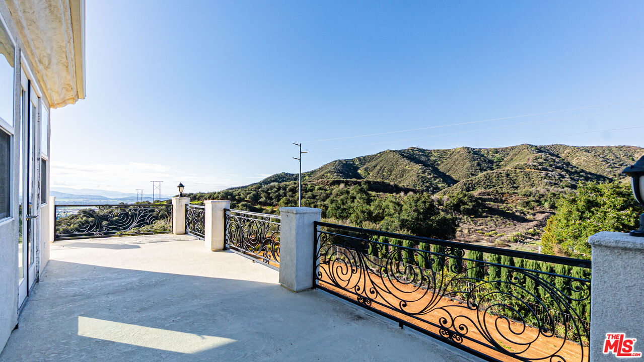 8321 Overview Court Yucaipa, CA 92399 - Photo 40 of 75 a view of balcony with furniture