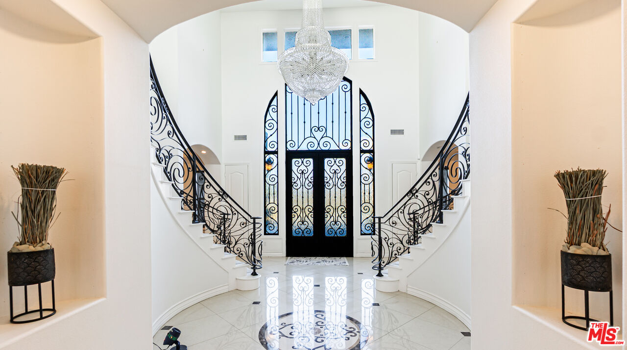 8321 Overview Court Yucaipa, CA 92399 - Photo 4 of 75 a view of entryway