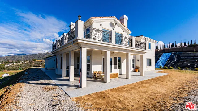 $1,450,000 | 8321 Overview Court, Yucaipa, CA 92399