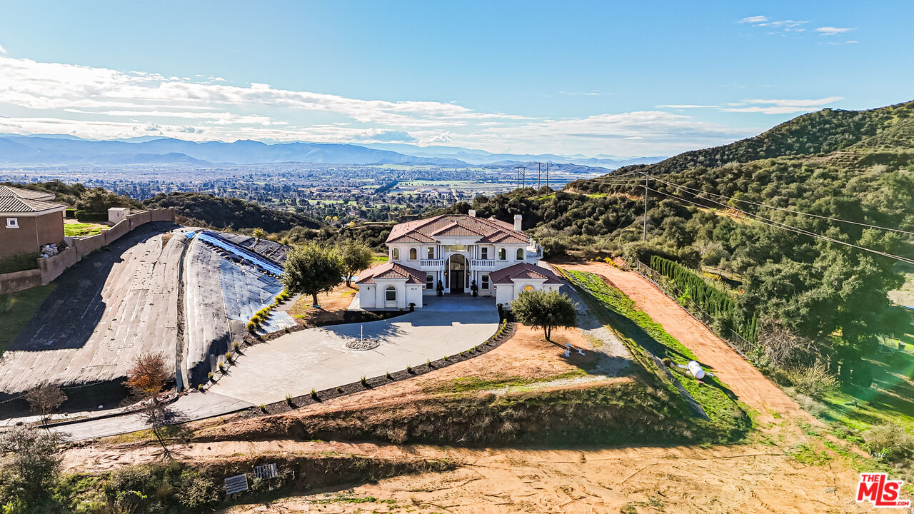 8321 Overview Court Yucaipa, CA 92399 - Photo 62 of 75 a view of a city