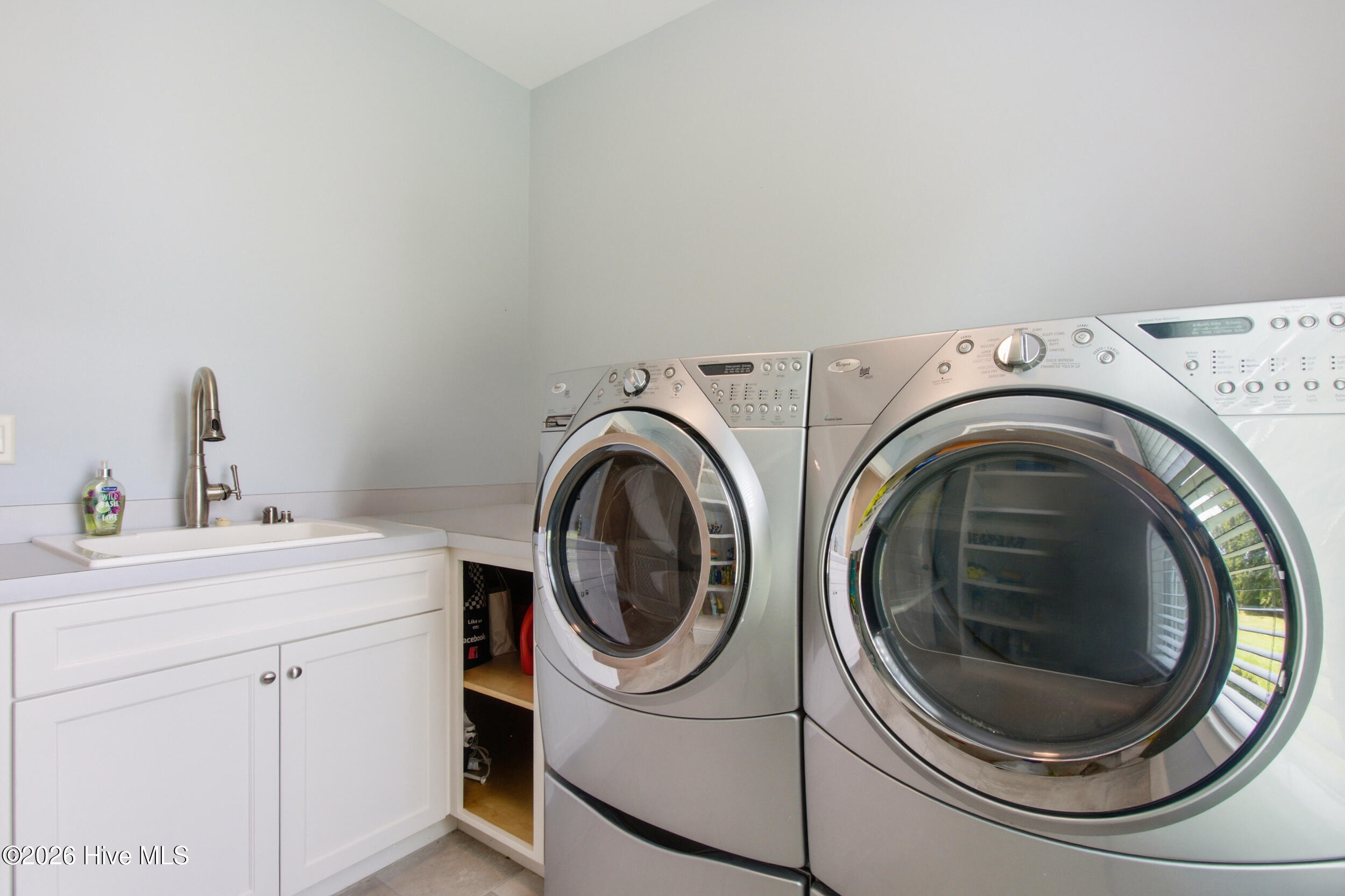 165 North Teachs Point Road Bath, NC 27808 - Photo 31 of 80 Laundry Room