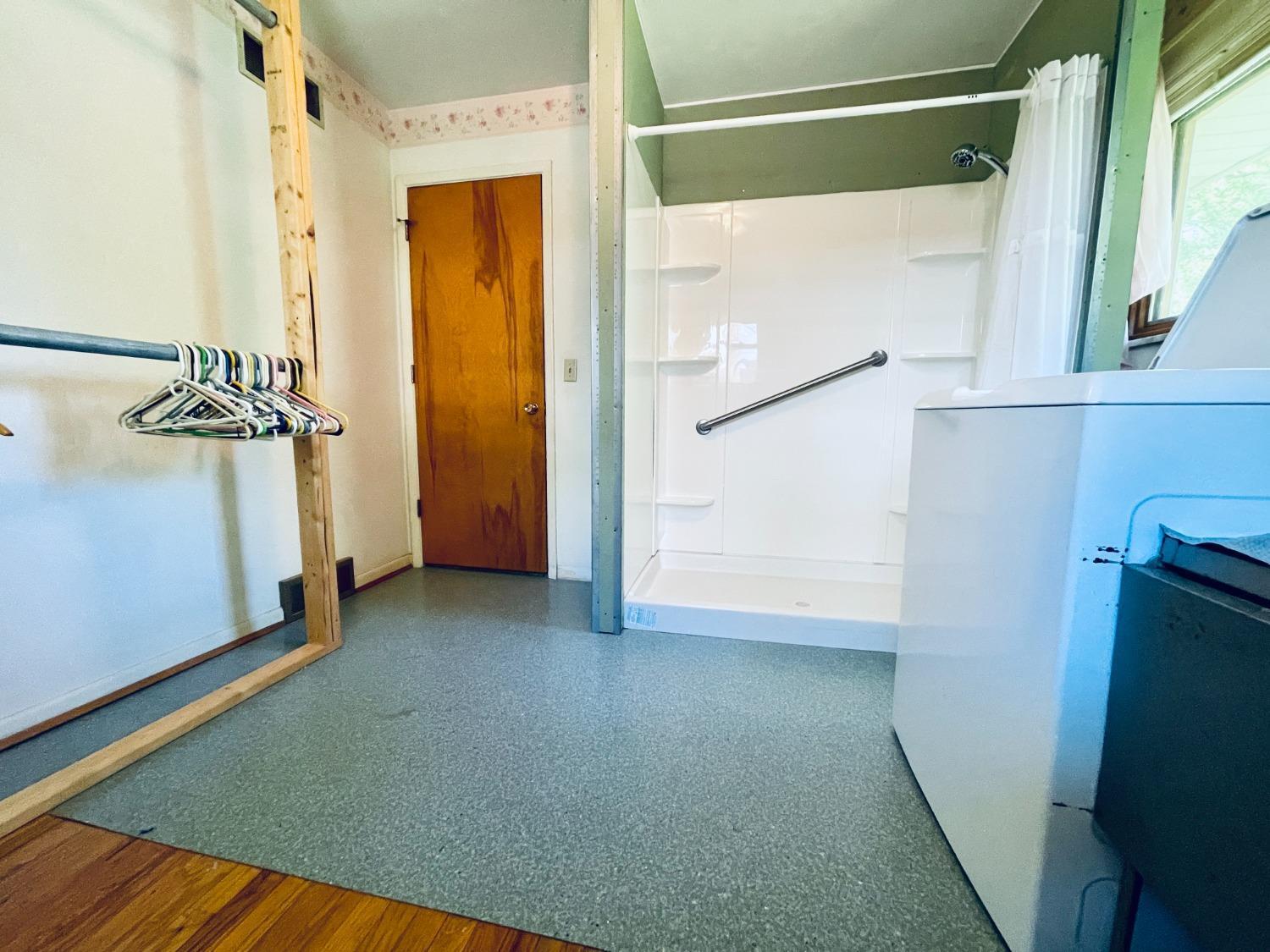 6159 Gaines Road Cincinnati, OH 45247 - Photo 22 of 44