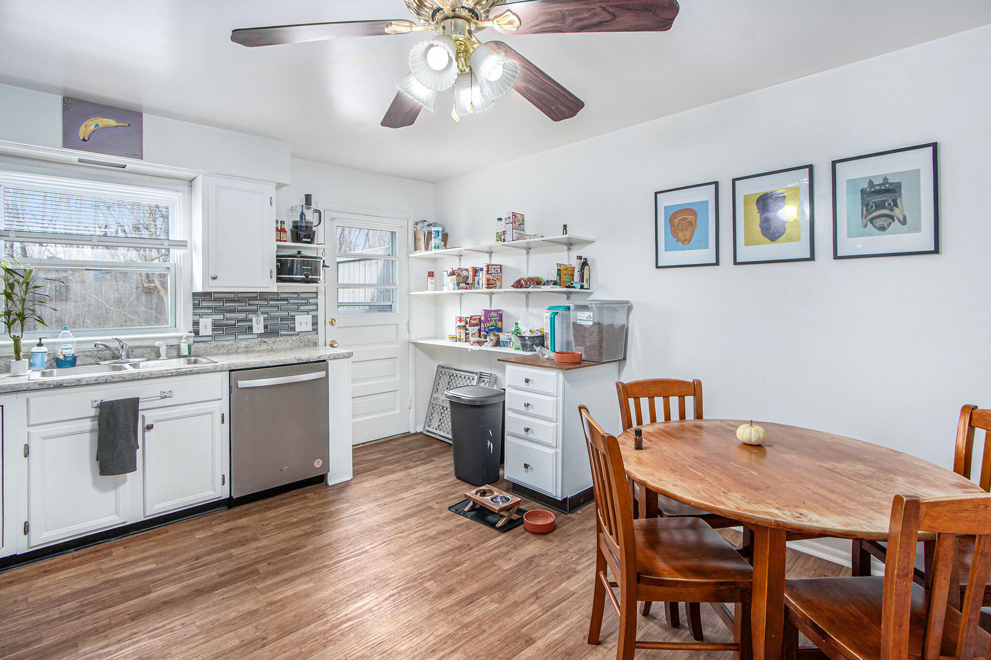 10477 South Sprinkle Road Vicksburg, MI 49097 - Photo 17 of 36 10477SSprinkle_29
