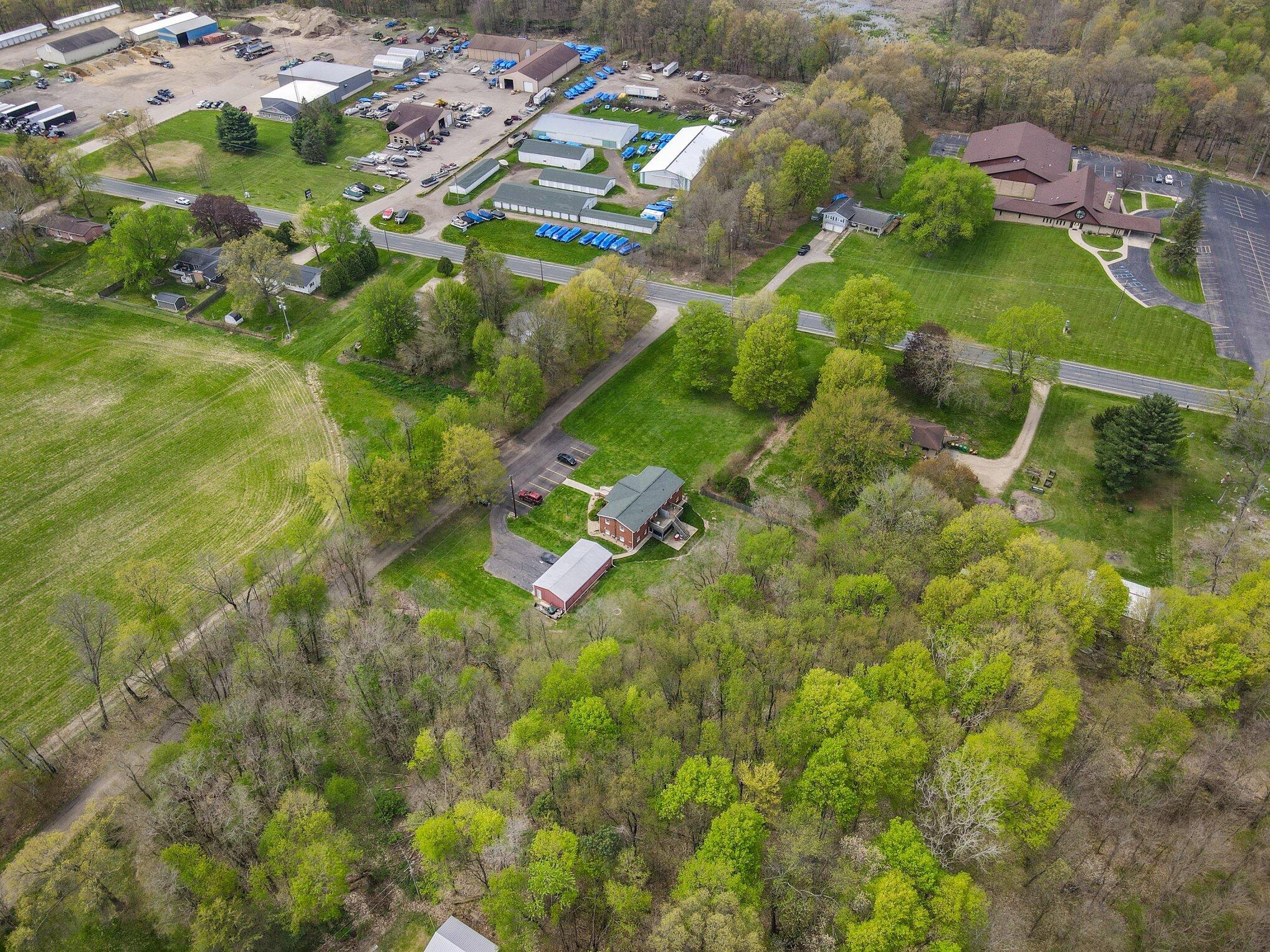 10477 South Sprinkle Road Vicksburg, MI 49097 - Photo 3 of 36 file_7595