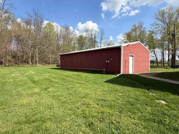 $599,900 | 10477 South Sprinkle Road, Vicksburg, MI 49097
