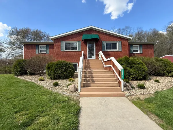 $599,900 | 10477 South Sprinkle Road, Vicksburg, MI 49097