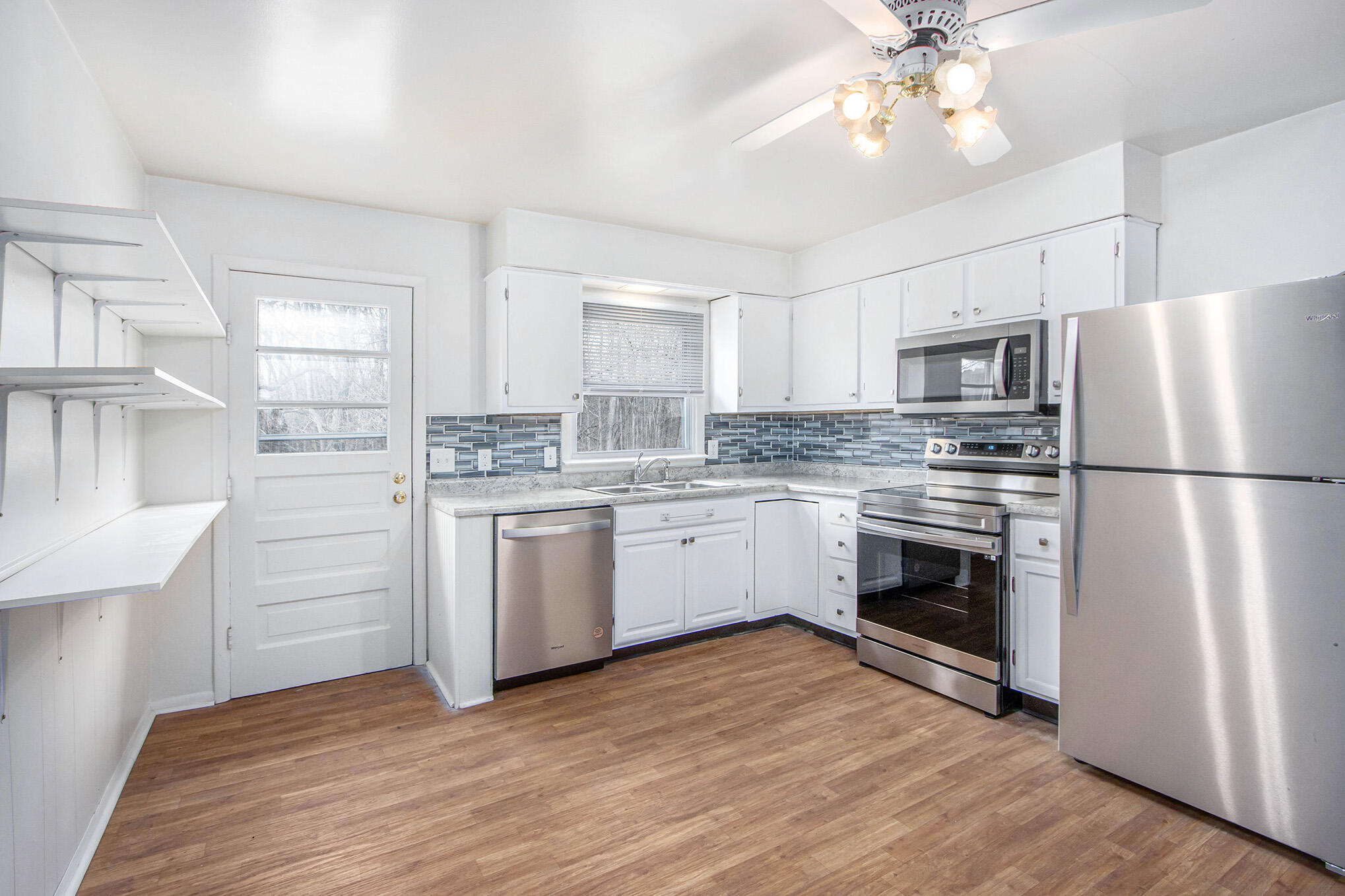10477 South Sprinkle Road Vicksburg, MI 49097 - Photo 6 of 36 10477SSprinkle_15