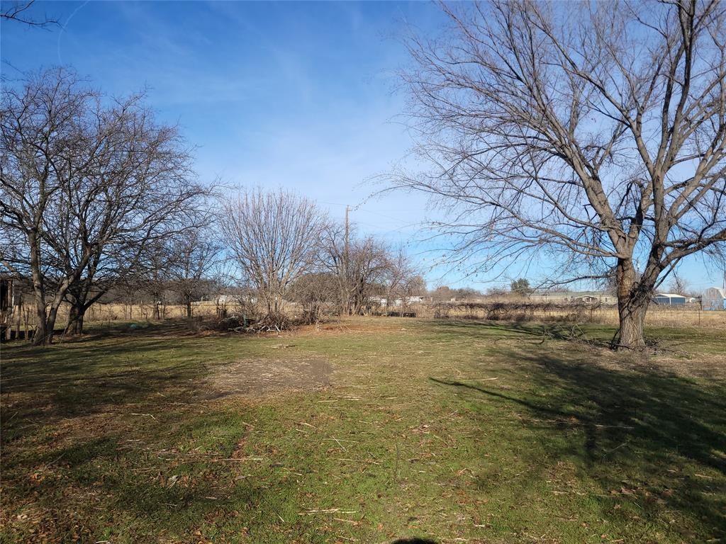 10936 Sam Reynolds Road Justin, TX 76247 - Photo 8 of 11