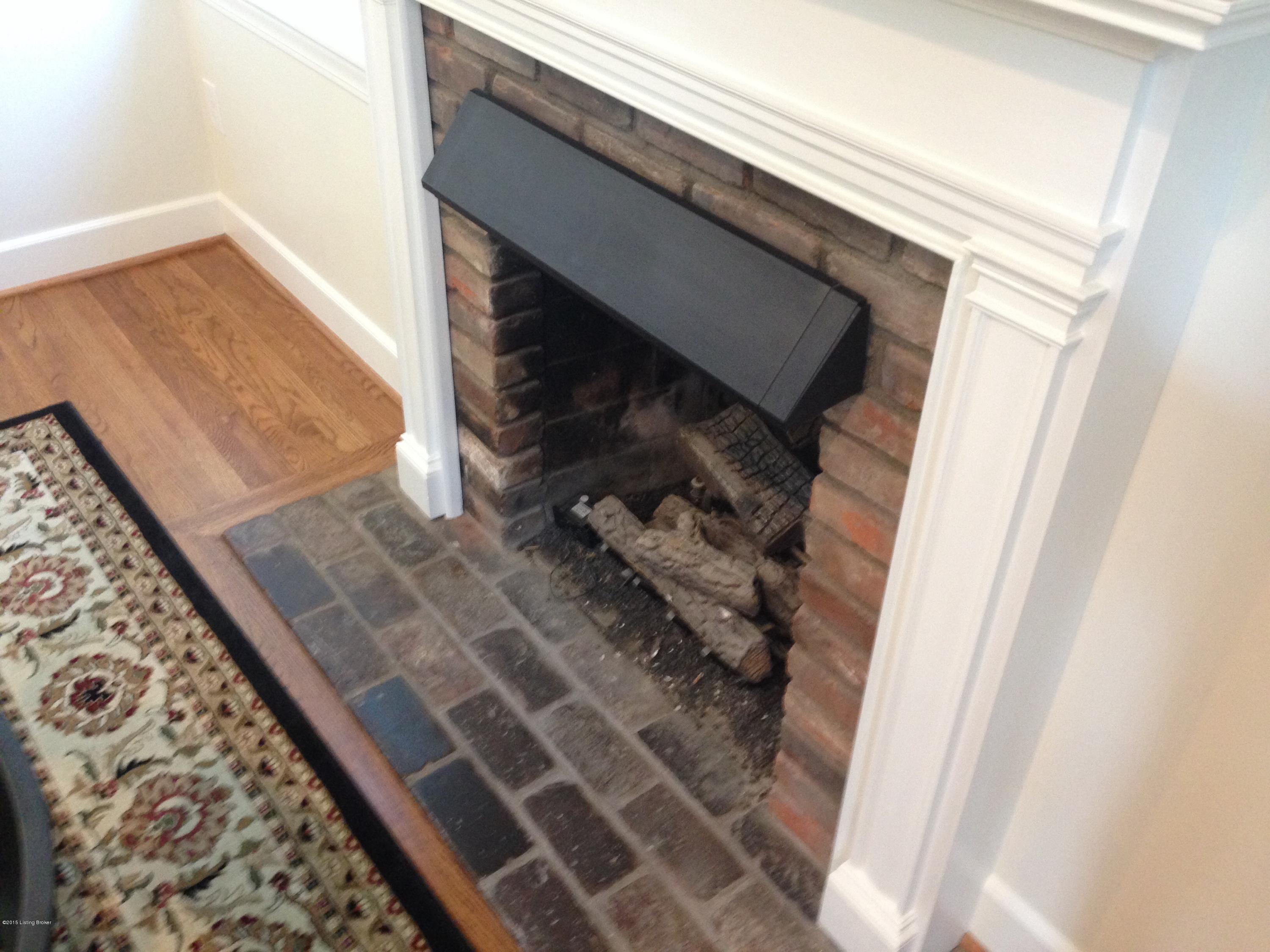 413 Oread Road Louisville, KY 40207 - Photo 16 of 33 image