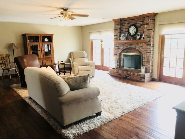 346 Rock Island Road Dixon, IL 61021 - Photo 13 of 36