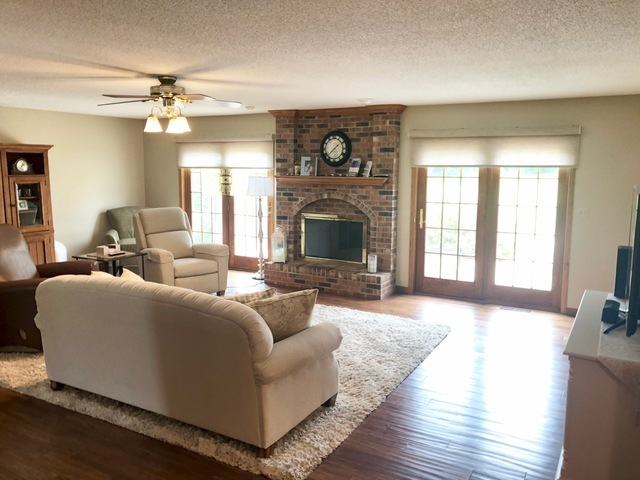 346 Rock Island Road Dixon, IL 61021 - Photo 14 of 36