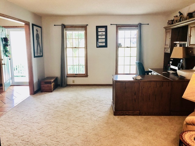346 Rock Island Road Dixon, IL 61021 - Photo 18 of 36