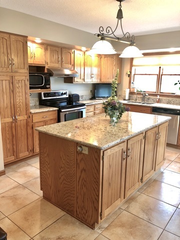 346 Rock Island Road Dixon, IL 61021 - Photo 6 of 36