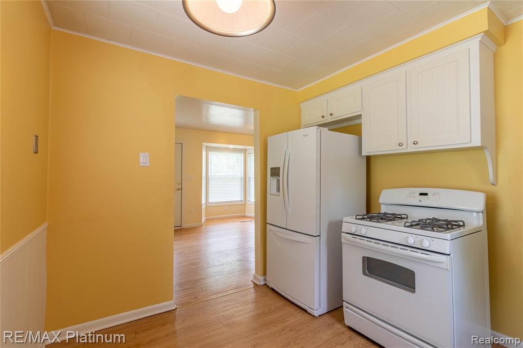 42081 Willis Road Belleville, MI 48111 - Photo 9 of 30