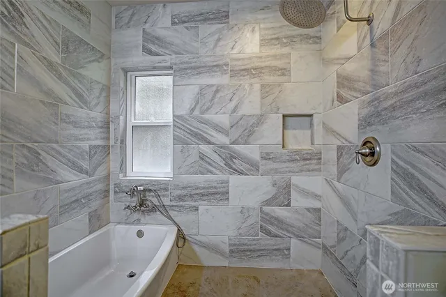 $1,070,000 | 870 Cedar Lane, Camano Island, WA 98282