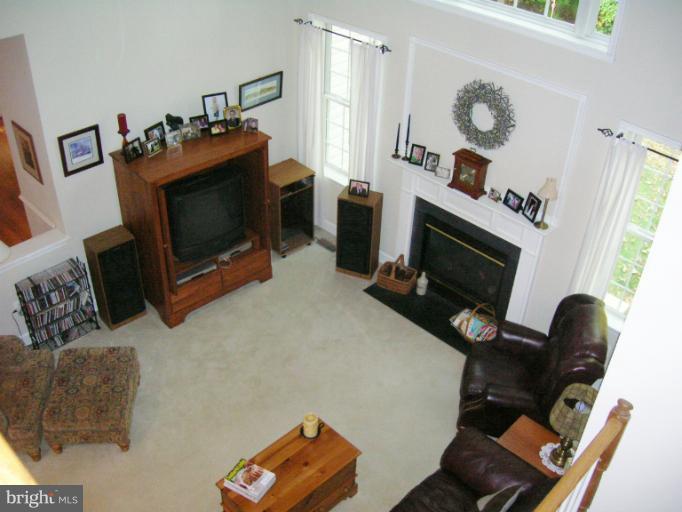 7850 Pembridge Road Manassas, VA 20112 - Photo 13 of 24 Family Room