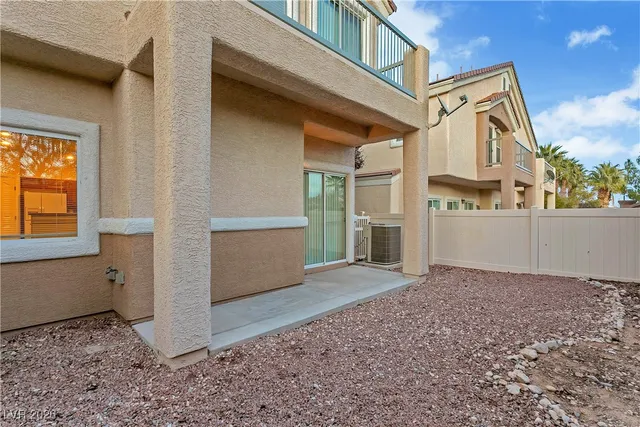 $1,850 | 8655 Traveling Breeze Avenue, Unit 103, Las Vegas, NV 89178