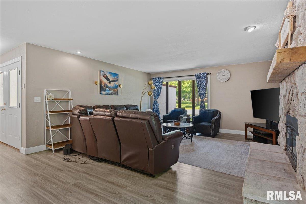 61 Sarah Avenue Springfield, IL 62703 - Photo 10 of 48 Gallery Image 10